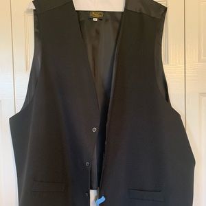 Mens black vest. 5x